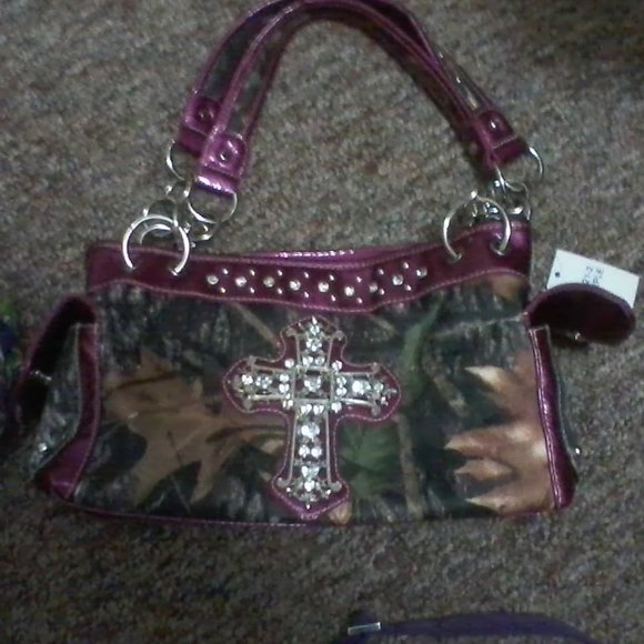 vera bradley purse and purple camo purse - Picture 4 of 5